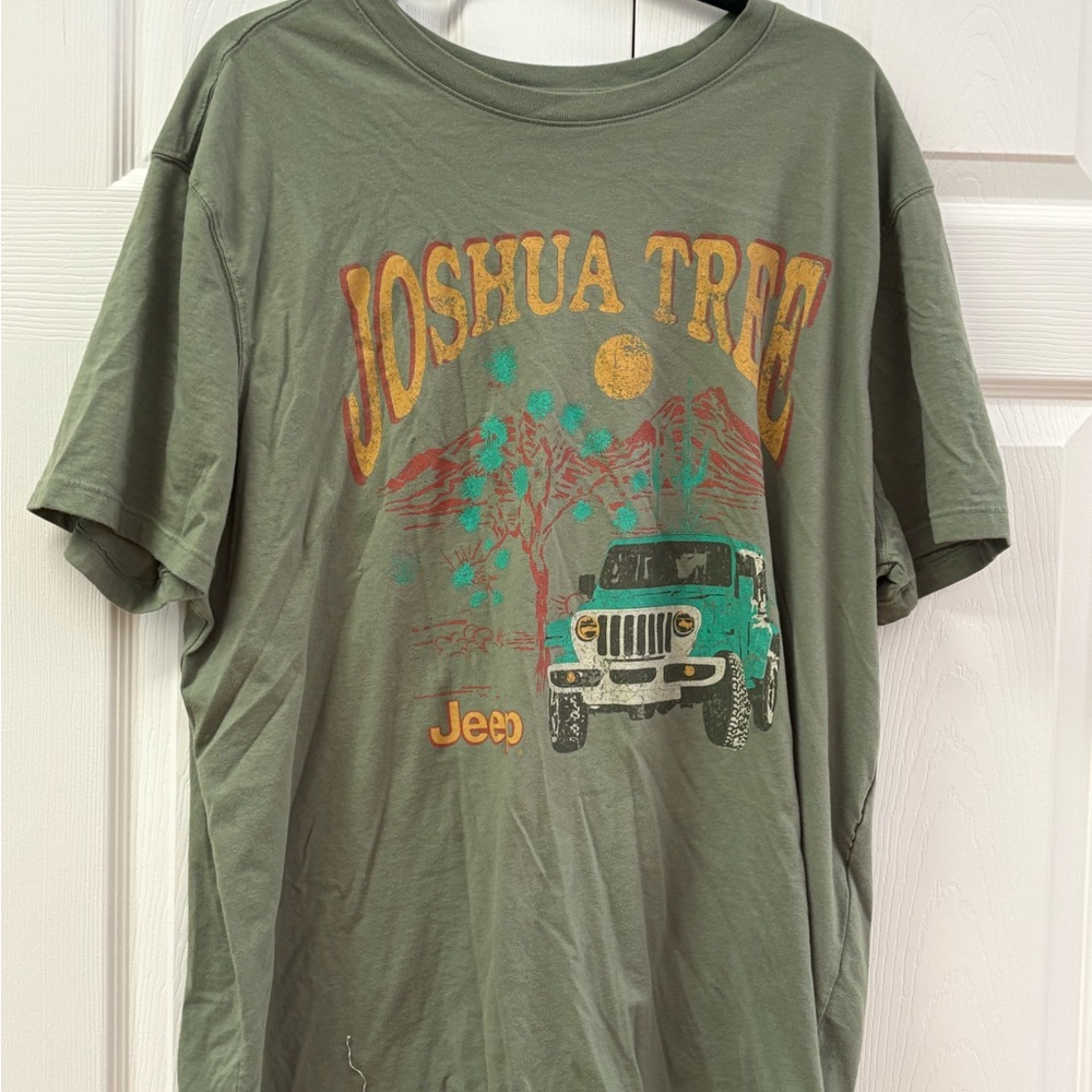Green Joshua Tree Jeep T-Shirt